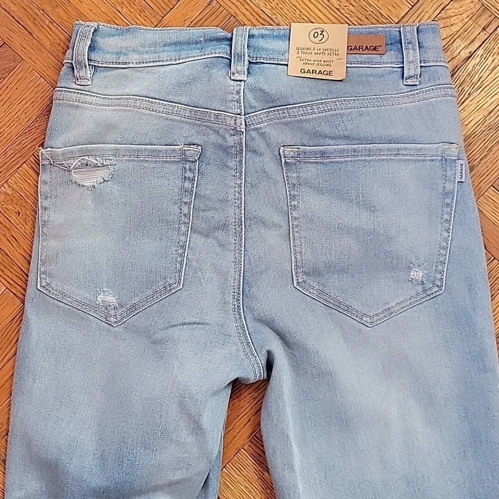 Garage Skinny Distressed Denim Light Blue Jeans Size 3 Nwt